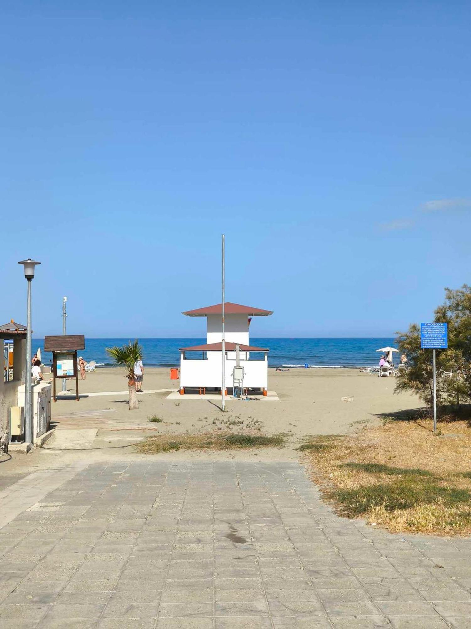 13 Sandy Beach Mackenzie Larnaca Buitenkant foto